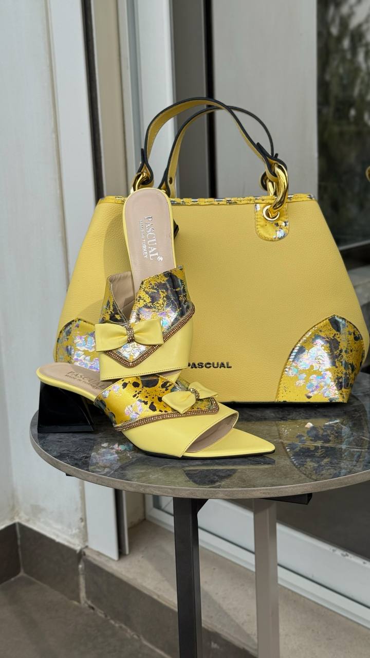Sac a Pascual Jaune et Chaussures
